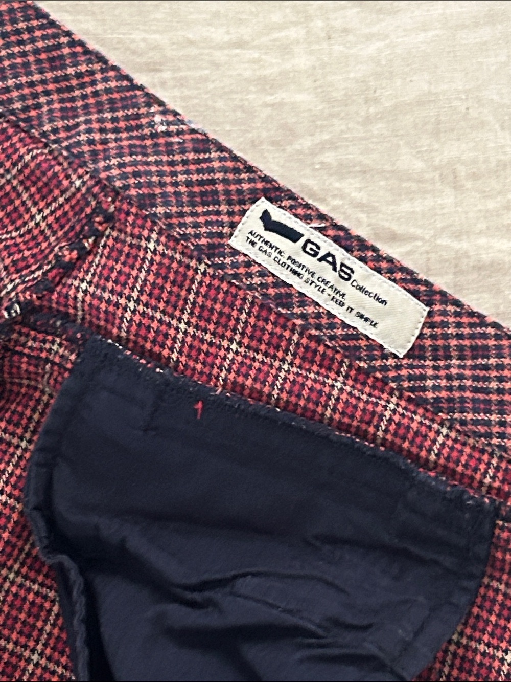 GAS Collection Plaid Capri Pants Waist 26 Low Rise Buckle Hem Y2K - Picture 9 of 16